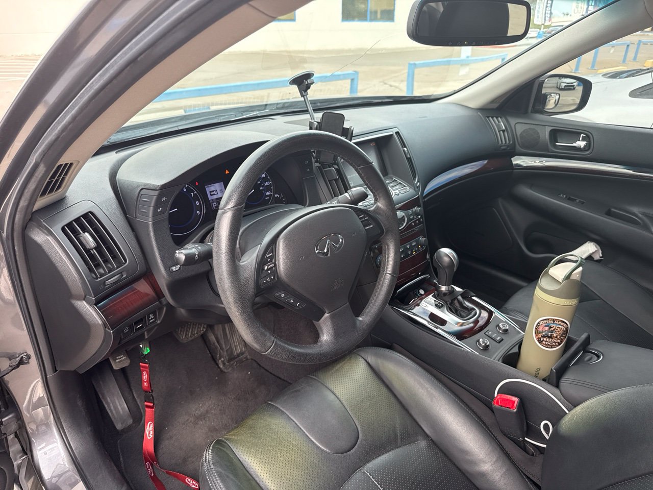 Used 2013 INFINITI G37 x Sedan w/ Premium Pkg AWD/4WD image 7