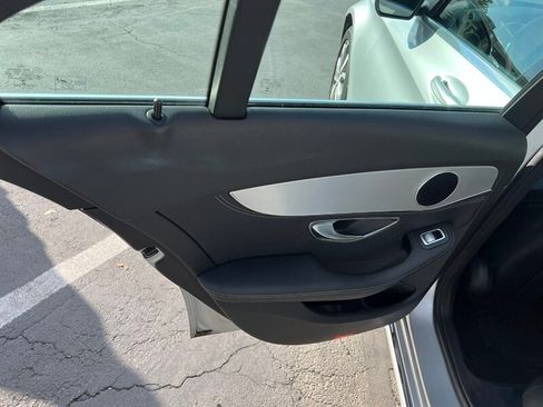 Used 2015 Mercedes-Benz C 300 4MATIC Sedan image 20