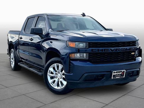 Used 2019 Chevrolet Silverado 1500 Custom w/ Custom Value Package RWD image 3