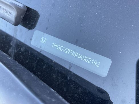 Used 2022 Honda Accord Touring image 13
