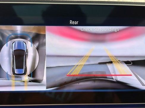 Used 2024 Mercedes-Benz GLE 450 4MATIC w/ AMG Line Exterior image 19