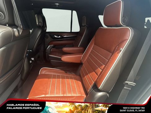 Used 2023 GMC Yukon Denali Ultimate AWD/4WD image 23
