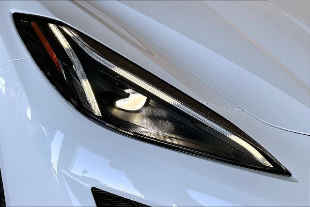 Used 2024 Chevrolet Corvette Z06 RWD image 25