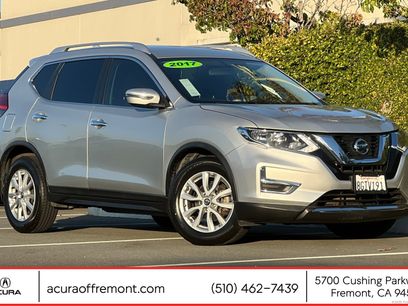 Used 2017 Nissan Rogue SV