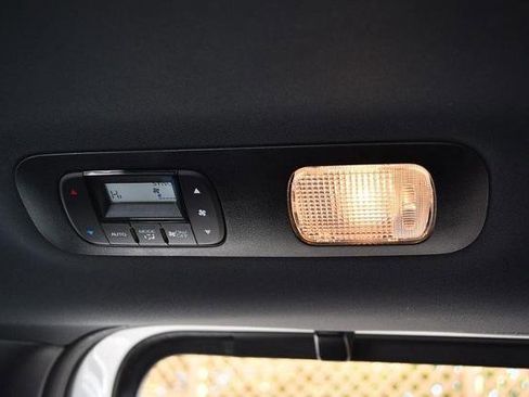 Used 2024 Honda Odyssey Sport image 26