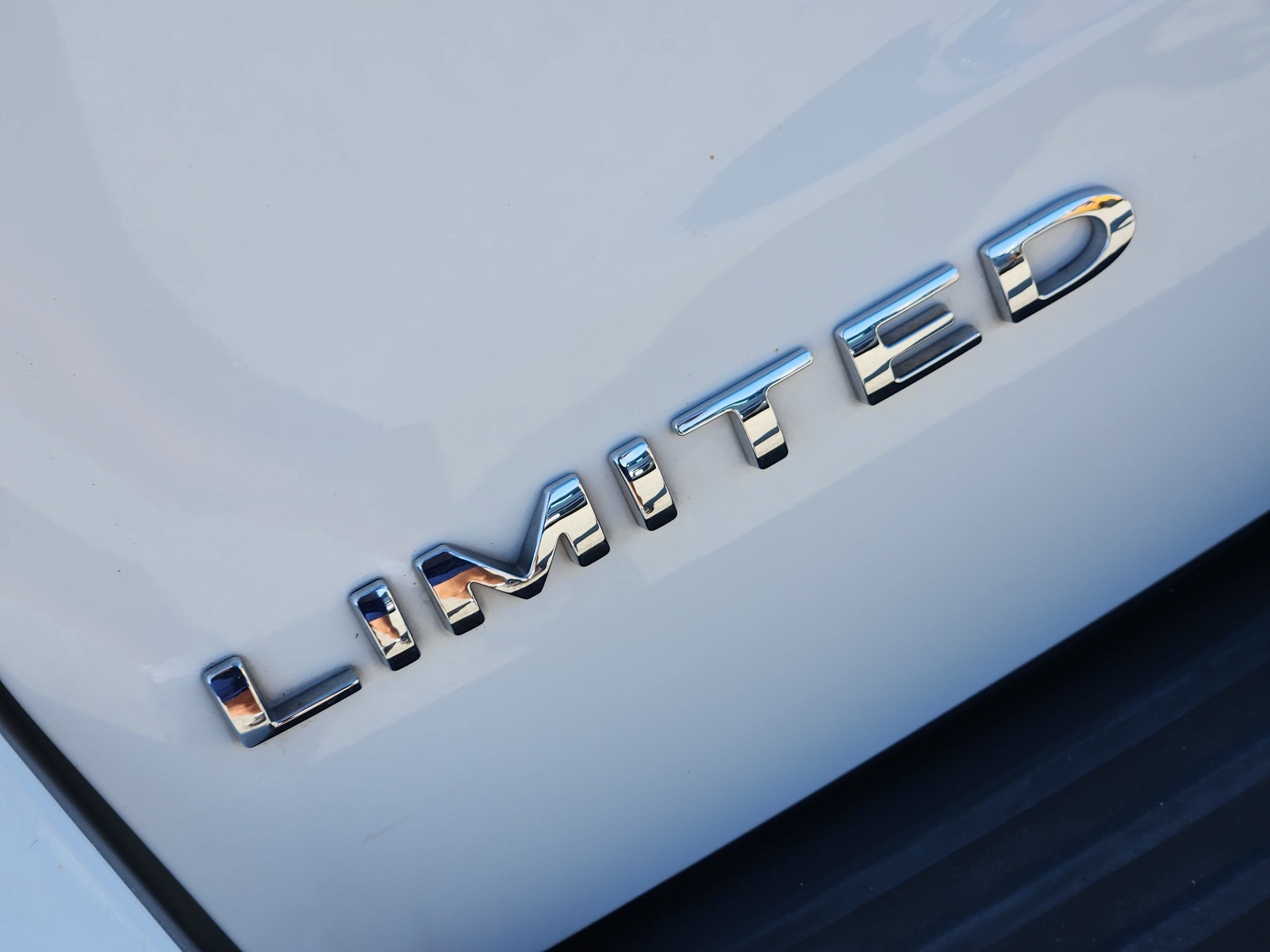 Used 2024 Ford Expedition Max Limited RWD image 12