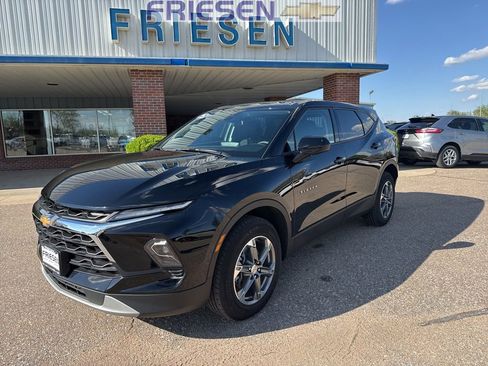 Used 2025 Chevrolet Blazer LT AWD/4WD image 1