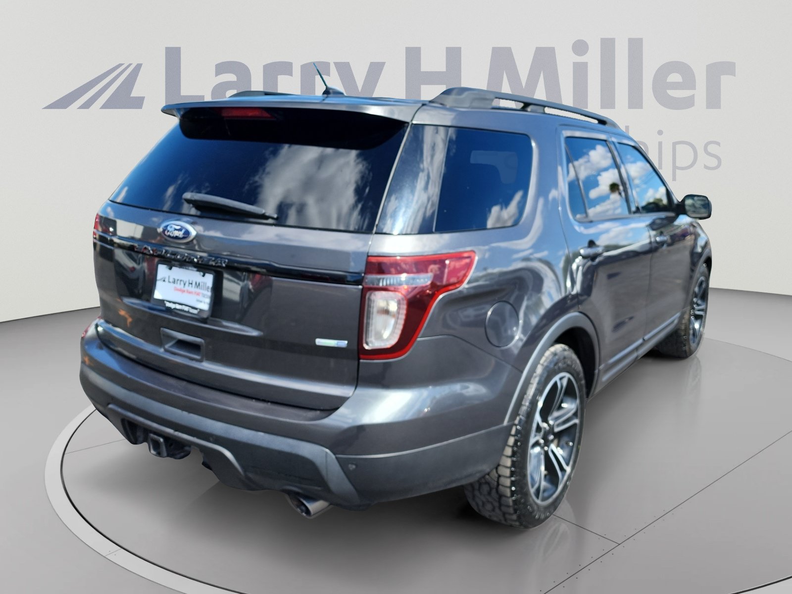 Used 2015 Ford Explorer Sport w/ Equipment Group 401A AWD/4WD image 5