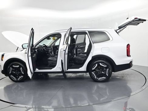 Certified 2024 Kia Telluride S w/ S Sunroof Package AWD/4WD image 63