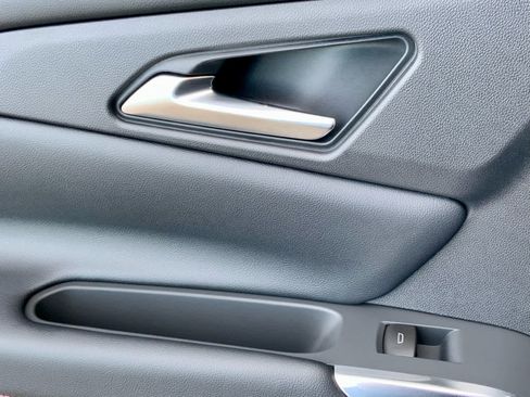 New 2026 Chevrolet Traverse Z71 w/ Enhanced Driving Package image 57