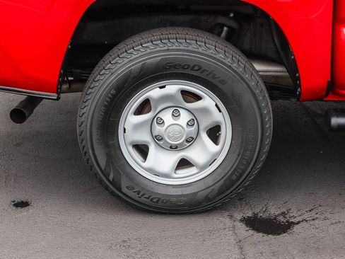 Certified 2023 Toyota Tacoma SR image 13