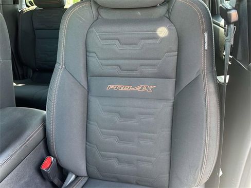 Used 2023 Nissan Frontier PRO-4X w/ Pro Convenience Package image 7