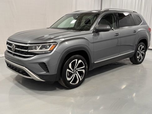 Used 2021 Volkswagen Atlas SEL Premium image 1