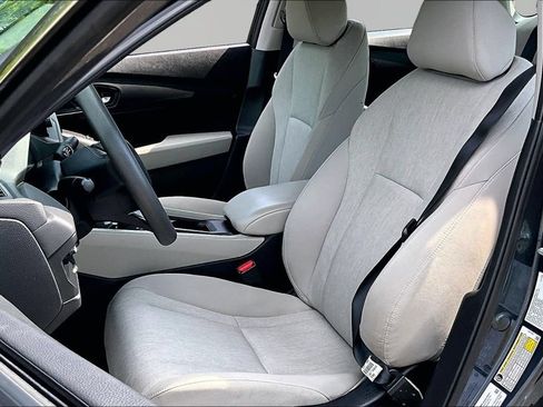 Used 2023 Honda Accord EX image 17