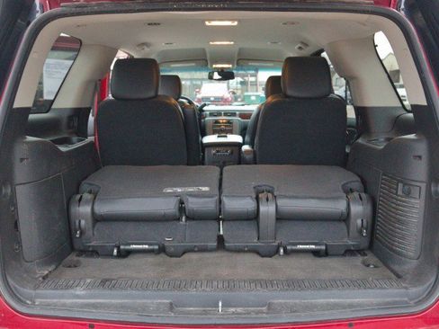 Used 2014 GMC Yukon SLT image 29