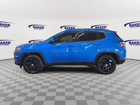 Used 2020 Jeep Compass Latitude w/ Cold Weather Group AWD/4WD image 8