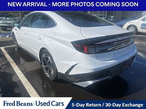 Used 2024 Hyundai Sonata SEL w/ Convenience Package image 3