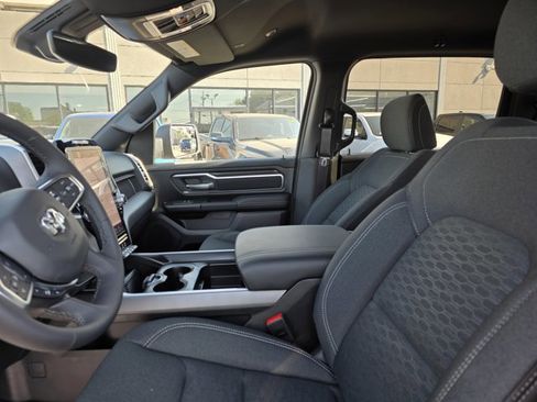Used 2026 RAM 1500 Big Horn AWD/4WD image 5