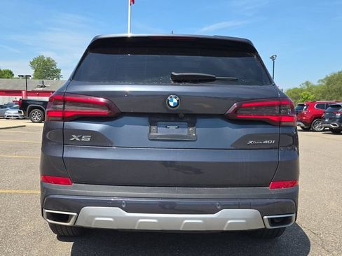 Used 2022 BMW X5 xDrive40i w/ Premium Package AWD/4WD image 23