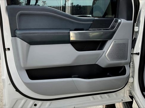 Used 2021 Ford F150 Limited image 23