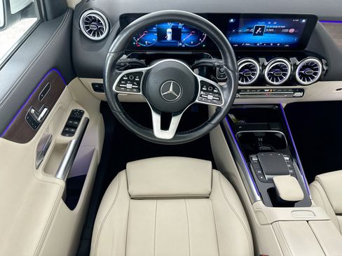 Certified 2023 Mercedes-Benz GLA 250 4MATIC w/ Premium Package image 29