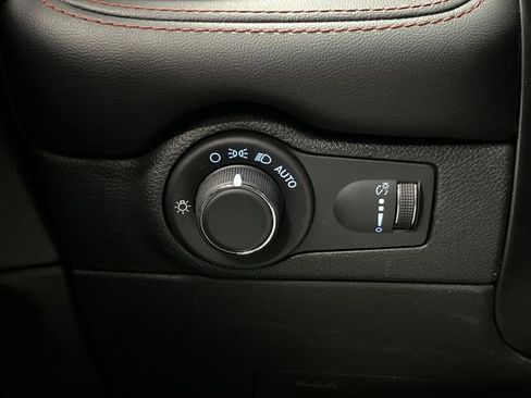 Used 2024 Dodge Durango GT image 27