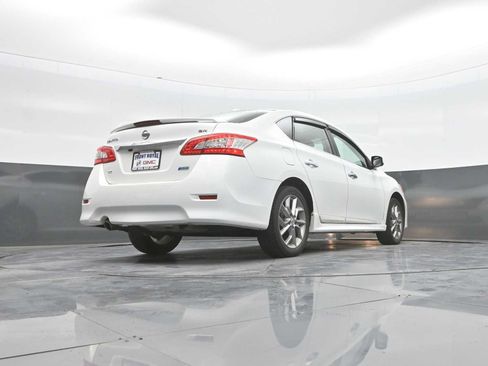 Used 2014 Nissan Sentra SR w/ SR Driver Package FWD image 36