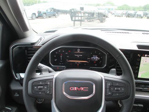 New 2026 GMC Sierra 1500 SLT w/ SLT Premium Plus Package AWD/4WD image 20