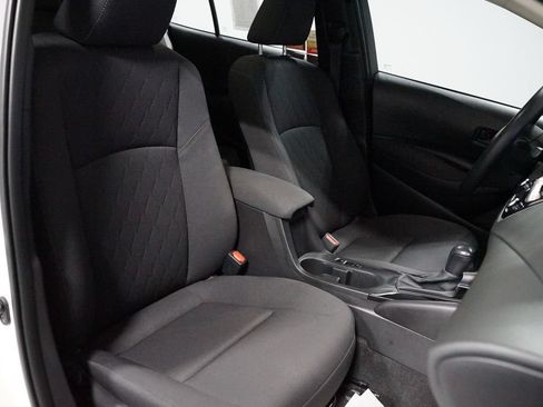 Used 2025 Toyota Corolla LE FWD image 25