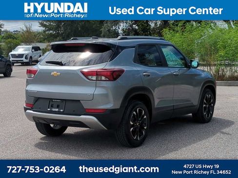 Used 2023 Chevrolet TrailBlazer LT w/ Convenience Package FWD image 5