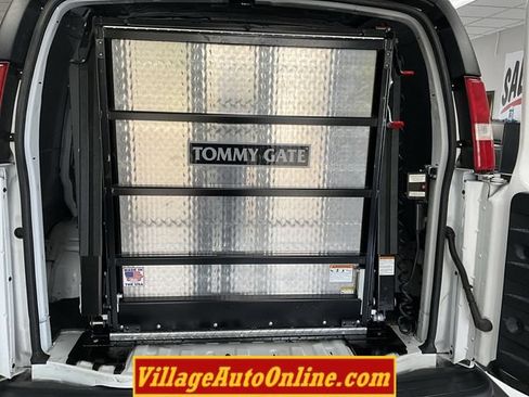 Used 2023 GMC Savana 3500 w/ Driver Convenience Package RWD image 17