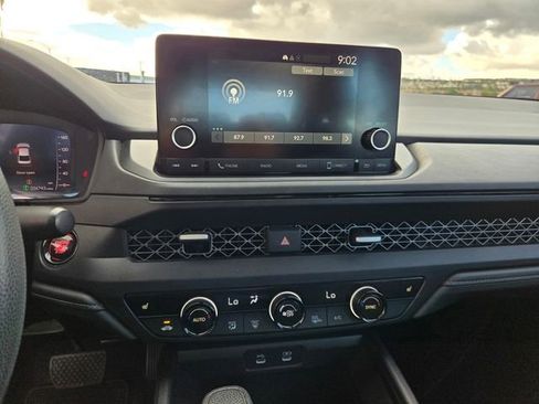 Used 2024 Honda Accord EX image 20