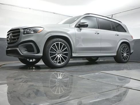 New 2026 Mercedes-Benz GLS 450 4MATIC image 41