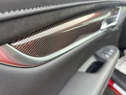 Used 2024 Cadillac XT6 Premium Luxury w/ Platinum Package image 23