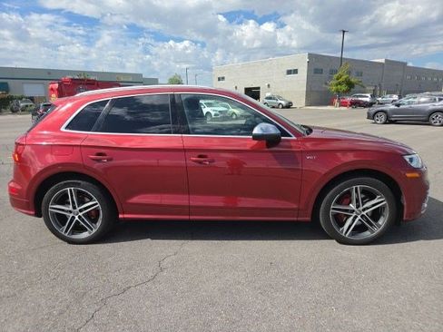 Used 2018 Audi SQ5 Prestige w/ Prestige Package AWD/4WD image 2