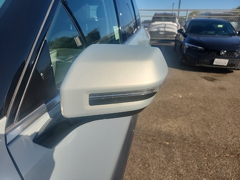 Used 2024 Kia EV9 Light Long Range RWD image 6