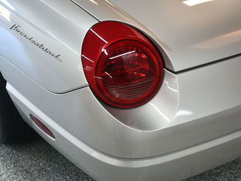 Used 2004 Ford Thunderbird RWD image 11