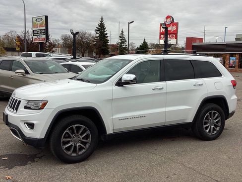 Used 2014 Jeep Grand Cherokee Limited w/ Luxury Group II image 6