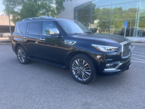 Used 2021 INFINITI QX80 Sensory w/ All-Season Package AWD/4WD image 1