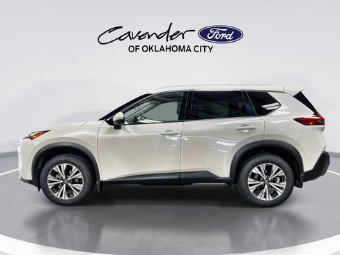 Used 2021 Nissan Rogue SV w/ Premium Package AWD/4WD image 5