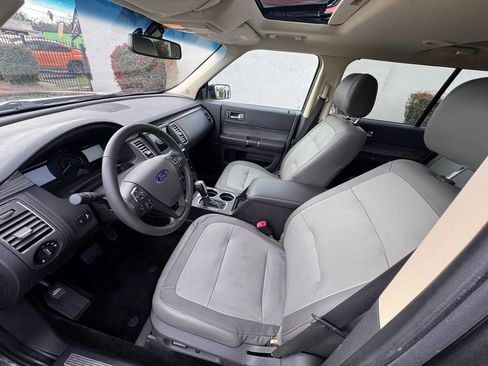 Used 2018 Ford Flex Limited w/ Equipment Group 301A image 10