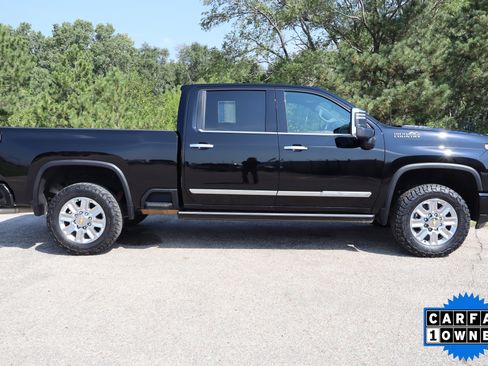 Used 2025 Chevrolet Silverado 2500 High Country w/ Technology Package image 4