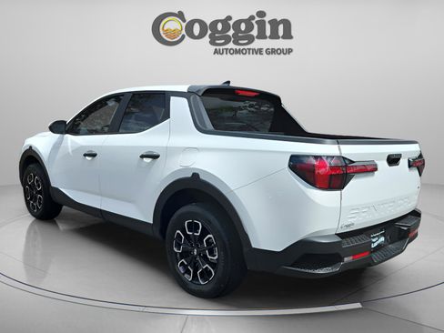 Used 2024 Hyundai Santa Cruz SE image 3