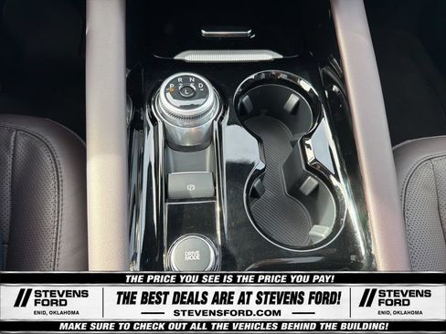 Used 2025 Ford Explorer Platinum w/ LUX Leather Package AWD/4WD image 26