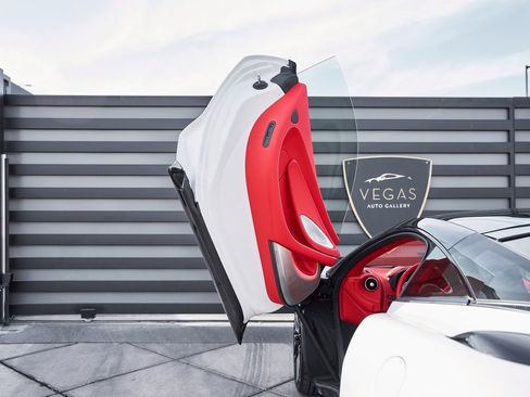 Used 2025 McLaren GTS image 33