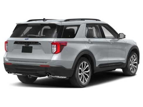 Used 2022 Ford Explorer ST-Line w/ Class IV Trailer Tow Package image 3