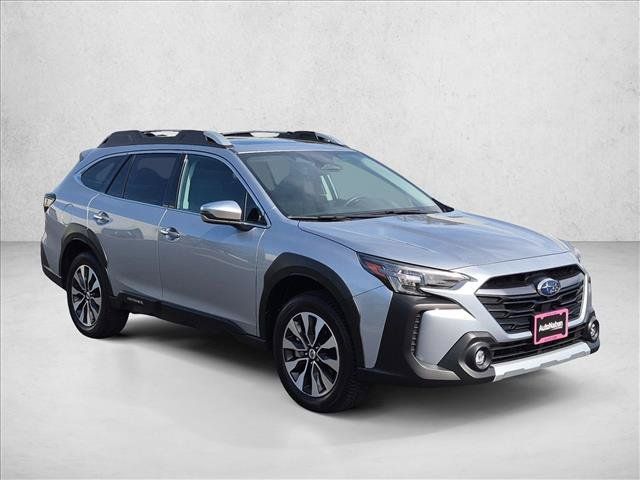 Used 2025 Subaru Outback Touring XT AWD/4WD image 3