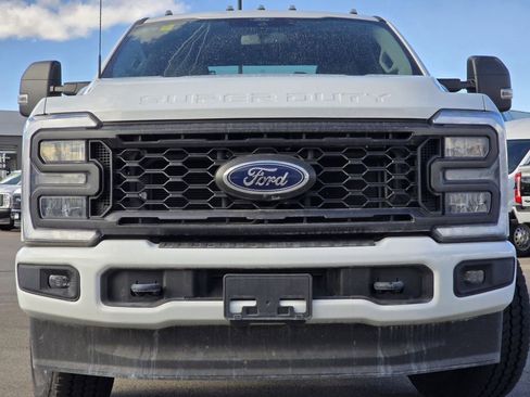 New 2024 Ford F250 XLT w/ XLT Premium Package AWD/4WD image 3