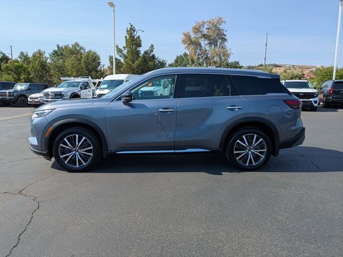 Used 2023 INFINITI QX60 Sensory AWD/4WD image 6