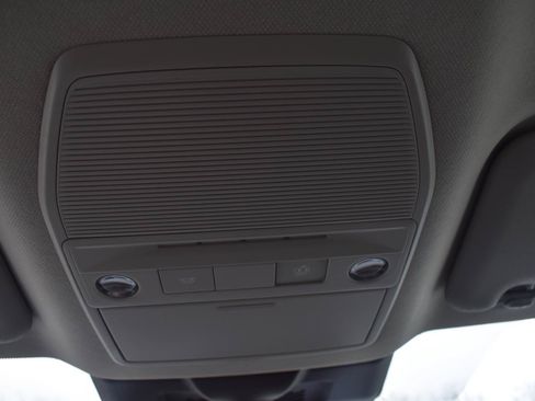 Used 2026 Nissan Sentra SV w/ SV Convenience Package FWD image 37